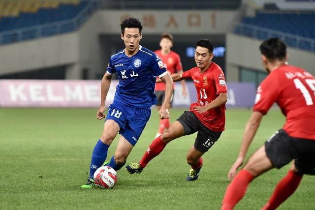 广东男篮重建内线，任命新秀张家睿，放弃引进胡金秋