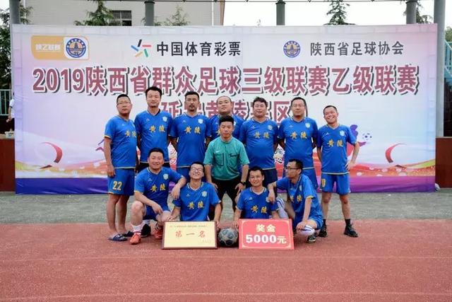 许家印事件再起波澜！丁玉梅多项传闻引发热议，传说她找小30岁男友？